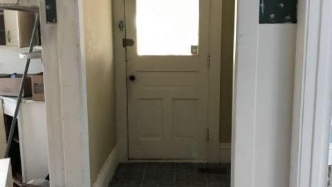 Hobbie house photo 3