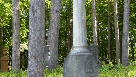 White Lake  - White-Lake-Pioneer-Cemetery20.jpg