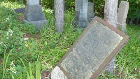 White Lake  - White-Lake-Pioneer-Cemetery27.jpg