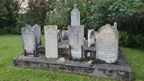 September 2019 - Scottish-Pioneer-Cemetery4.jpg