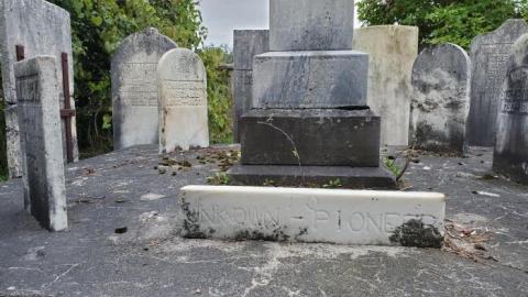 September 2019 - Scottish-Pioneer-Cemetery15.jpg