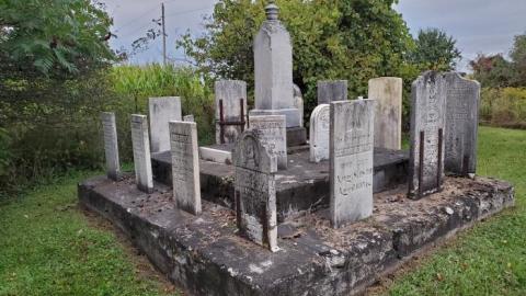 September 2019 - Scottish-Pioneer-Cemetery17.jpg