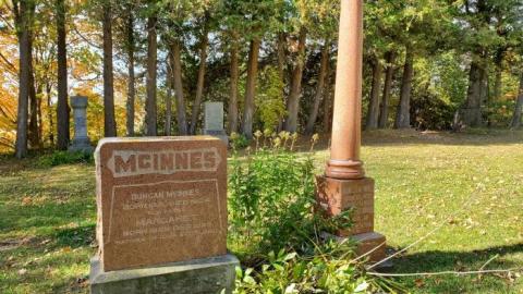 October 2019 - Smellies-Pioneer-Cemetery9.jpg