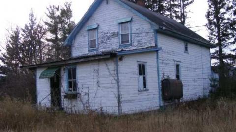 HYW 61 #4 - HWY-61-House-433.jpg