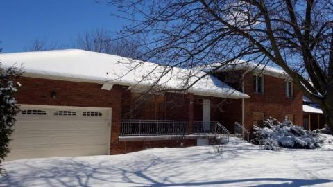 Ethan's Place '19 - Feeling-Nippy...-2-for-184.jpg