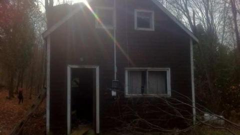 "The Burn House" - Head-Lake-Abandoned-House6.jpg