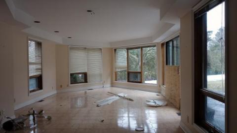 Titanic Stairs Mansion '19 - DSC05642.jpg