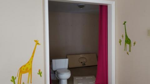 Titanic Stairs Mansion '19 - DSC05688.jpg