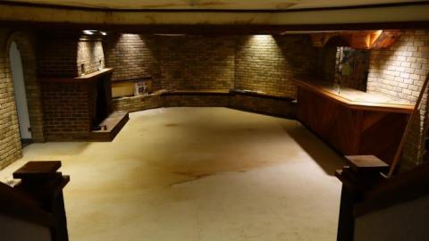 Titanic Stairs Mansion '19 - DSC05711.jpg