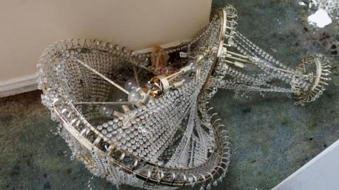 Titanic Stairs Mansion '19 - DSC05753.jpg