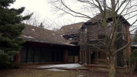 Titanic Stairs Mansion '19 - DSC05790.jpg