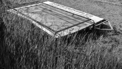 Surf's Down - DSC_0429.jpg