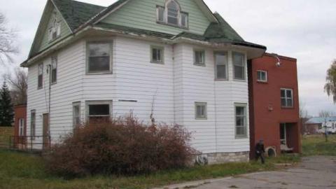 Abandoned House and Store - Deloro (3).jpg