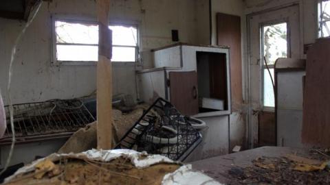 Old Burned Red - Burnt-and-a-Dash-of-Collapse35.jpg