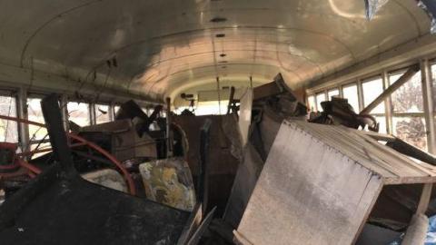 bus - bus-down-fry-truck12.jpg