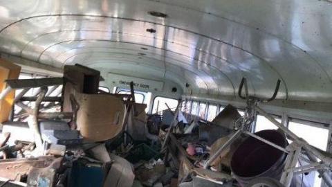 bus - bus-down-fry-truck25.jpg