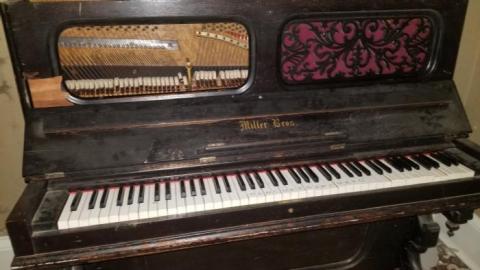 Built in 1833 - DSC_0010.PNG.jpg