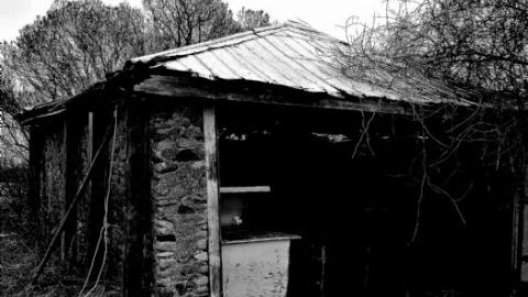 Abandoned farmhouse - IMG_20200314_212212.jpg