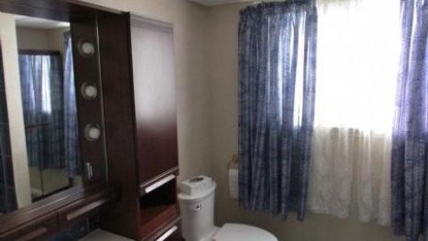 Retro Gem January '19 - Mid-Century-Bungalow12.jpg