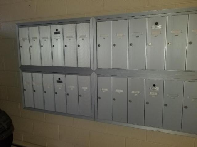 Old school  building photo 2