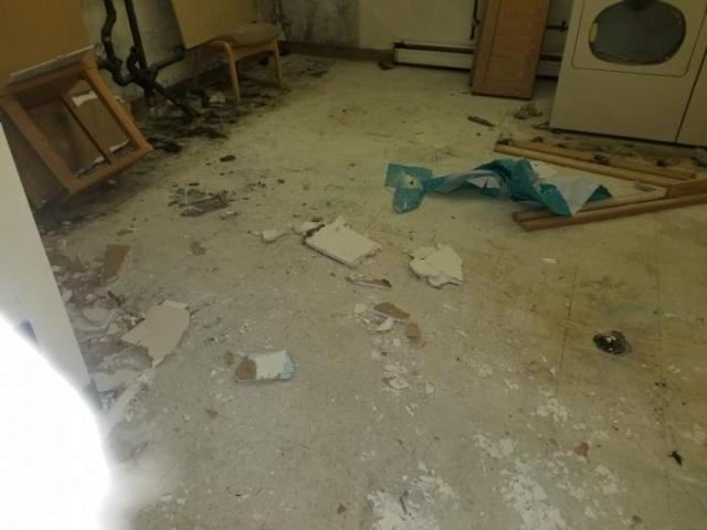 Old school  building photo 5