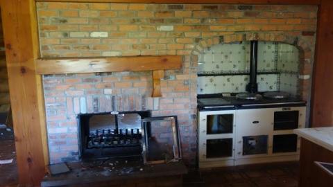 Abused Log Mansion '19 RIP - The-Log-Mansion92.jpg