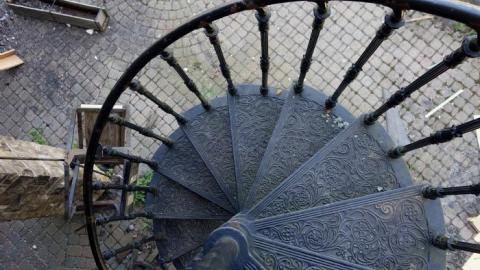 Abused Log Mansion '19 RIP - The-Log-Mansion49.jpg