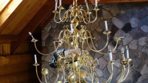 Abused Log Mansion '19 RIP - The-Log-Mansion77.jpg