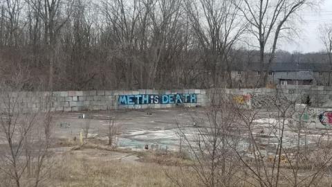 Lots to see here - 20200407_183149.jpg