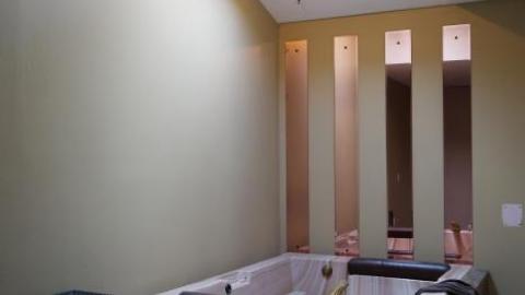 Weirdly Positioned Stairs '19 - DSC08658.jpg