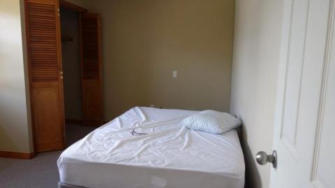 Weirdly Positioned Stairs '19 - DSC08667.jpg