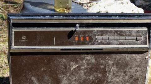 Flooded & Smashed '19 - Wine-For-The-Maytag-Guy10.jpg