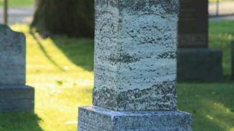 Port Oshawa Cemetery - Port-Oshawa-Pioneer-Cemetery25.jpg