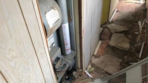 big trailer - living-in-trailers-but-life-a-movie26.jpg