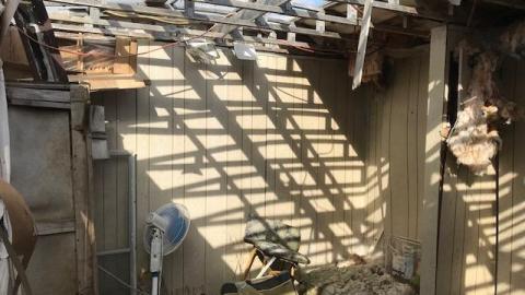 big trailer - living-in-trailers-but-life-a-movie19.jpg