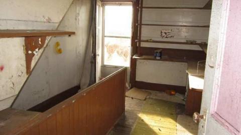 Nov Visit - inside - House 4 (15).jpg