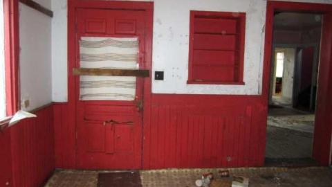 Nov Visit - inside - House 4 (21).jpg