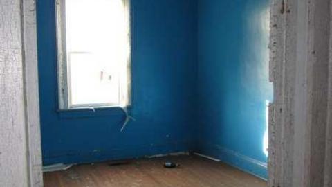 Nov Visit - inside - House 4 (17).jpg