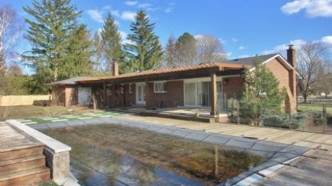 Stone Bungalow April '20 - IMG_9097.jpg