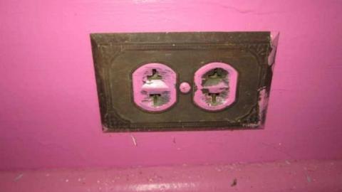 Nov Visit - inside - House 4 (44).jpg