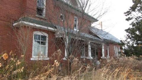 Nov Visit - Outside - House 4 (82).jpg