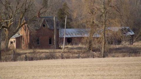 Old Farm in New Tecumseth - New Tecumseth, Ontario