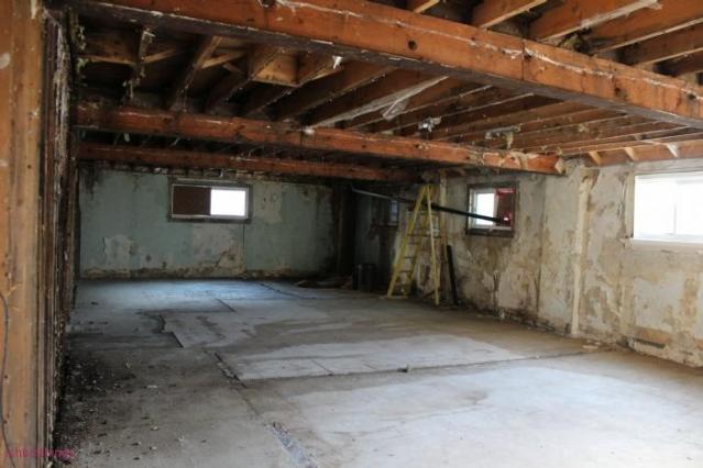 Queen @ Joseph photo 4