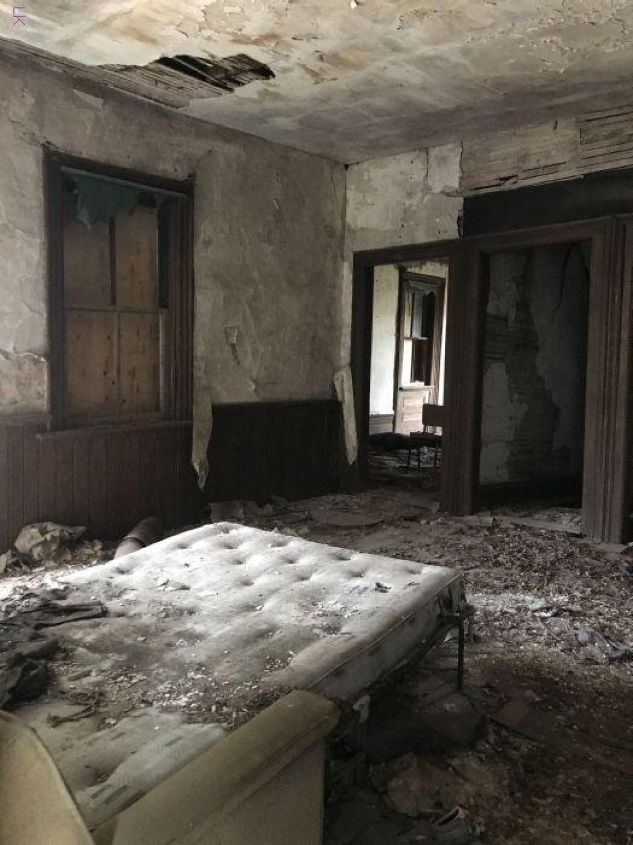 April 28, 2020 - 8CD5B983-2E77-46A3-9DF1-011F67.jpg