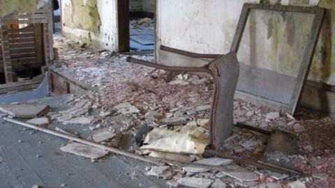 July 2011 - Holyrood-Farmhouse10.jpg