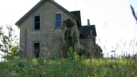 July 2011 - Holyrood-Farmhouse15.jpg