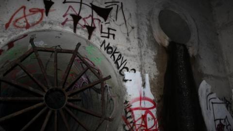 In through the out door - IMG_3438.jpg