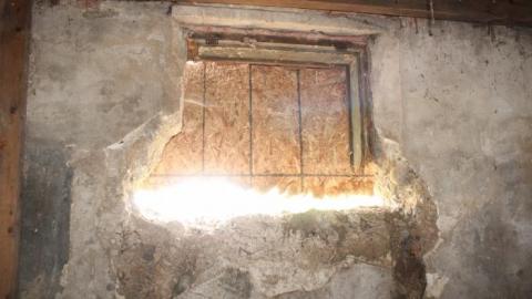 Theres A Hole In The Roof photo 5