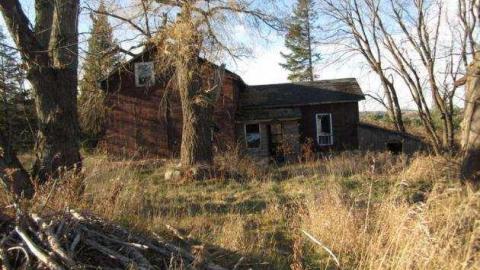 Outside - Graffiti-House1.jpg