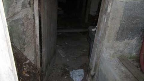 Outside - Graffiti-House4.jpg